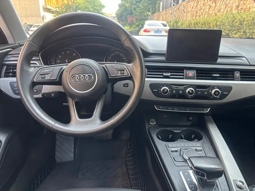 Audi A4L 2019 40 TFSI Enterprising National V купить на сайте DeffCars