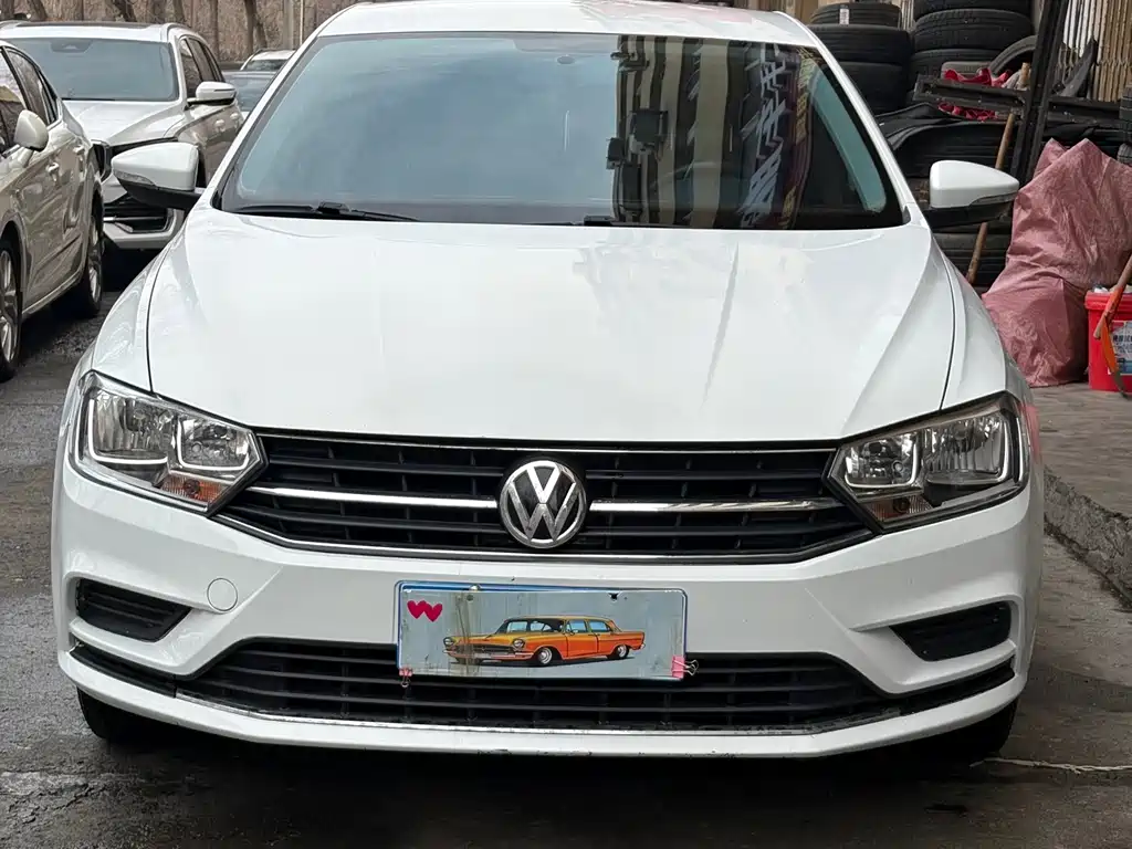 Bora 2018 1.5L manual fashion model купить на сайте DeffCars