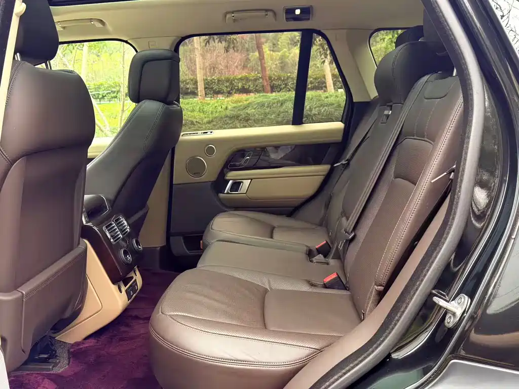 Range Rover 2022 3.0 L6 360PS Grand Edition купить на сайте DeffCars