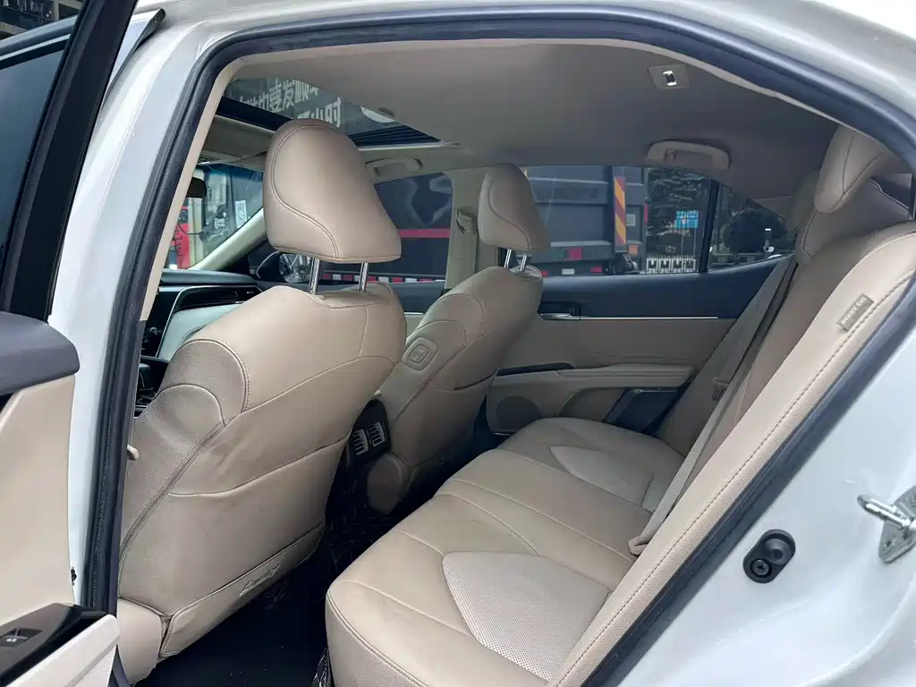Camry 2019 2.0G Deluxe Edition National VI купить на сайте DeffCars