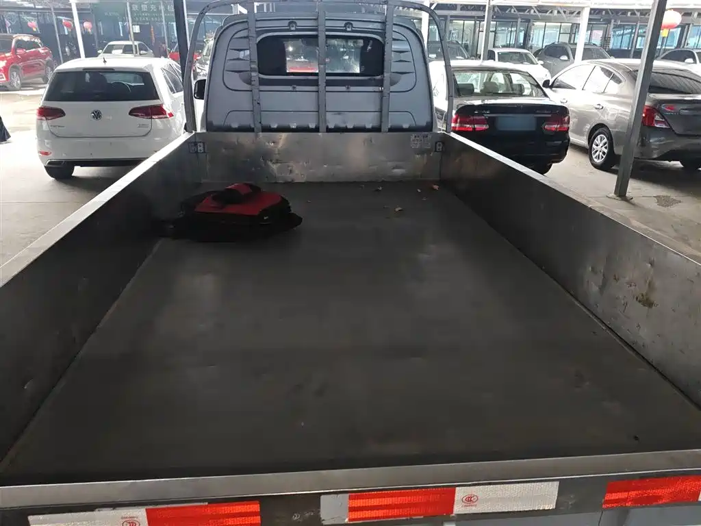 Wuling Rongguang new card 2021 1.8L basic single row dual rear wheel LJ479Q6 купить на сайте DeffCars