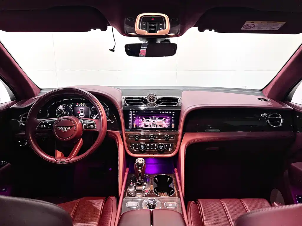 Bentayga plug-in hybrid 2021 3.0T PHEV купить на сайте DeffCars