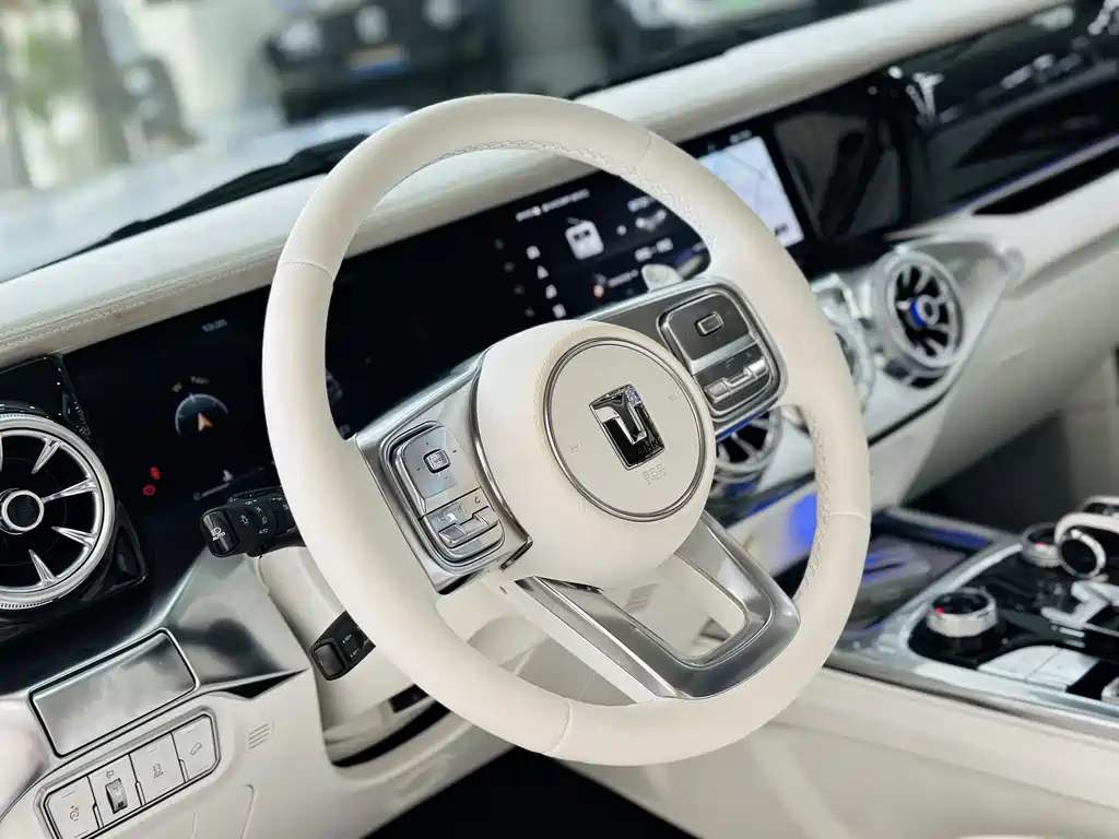 Co-create Tank 300 2021 2.0T Cyber ​​Tank купить на сайте DeffCars