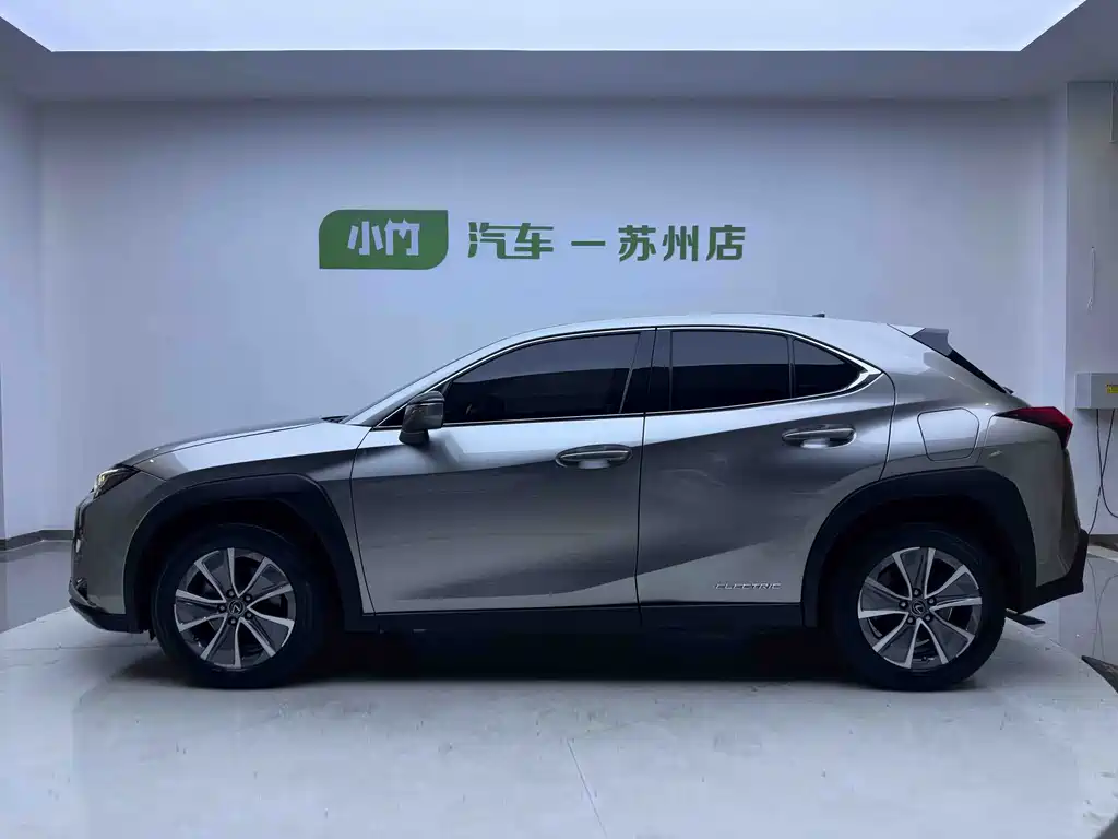 Lexus UX New Energy 2020 300e Pure Edition купить на сайте DeffCars