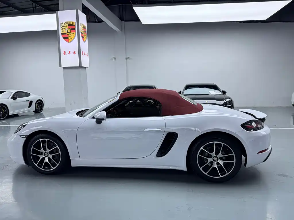Porsche 718 2018 Boxster 2.0T купить на сайте DeffCars