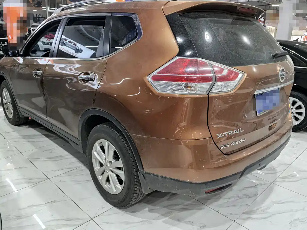 X-Trail 2014 2.5L CVT Deluxe Edition 4WD купить на сайте DeffCars