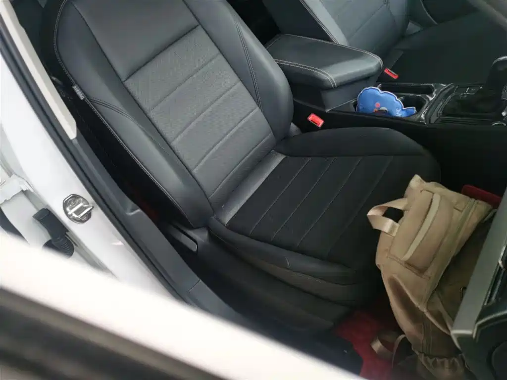 Lavida 2021 1.5L automatic comfort version купить на сайте DeffCars