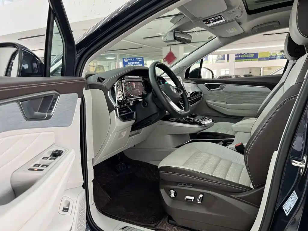 Lanjing 2022 380TSI four-wheel drive luxury Jiajing Edition Pro 6 seats купить на сайте DeffCars