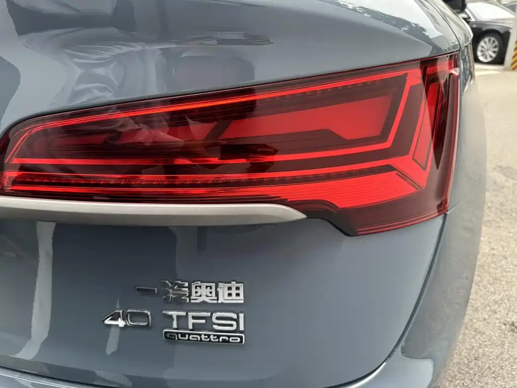 Audi Q5L Sportback 2022 40 TFSI RS Kit Burning Speed ​​Type купить на сайте DeffCars