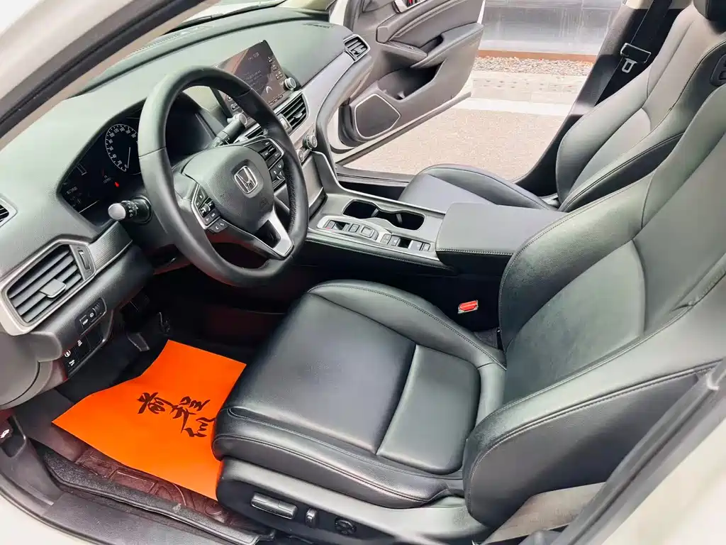 Accord 2018 Sharp·Hybrid 2.0L Sharp Collar Edition National V купить на сайте DeffCars