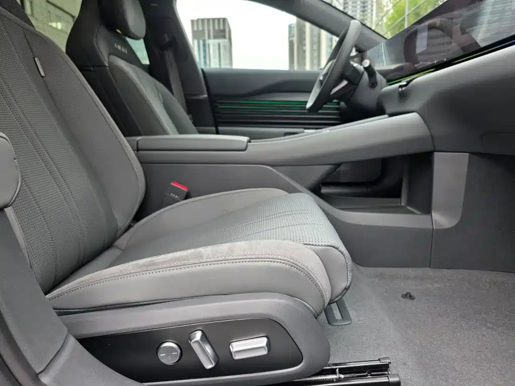 Audi E5 Sportback 2026 King Performance Quattro купить на сайте DeffCars