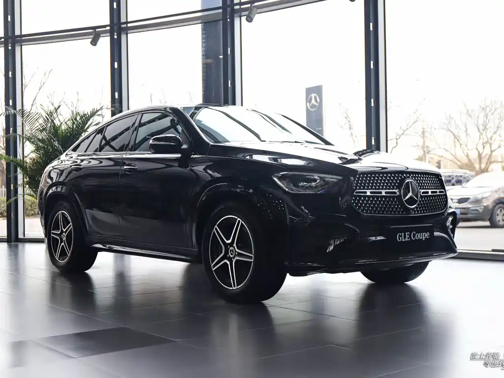Mercedes-Benz GLE Coupe 2024 GLE 350 4MATIC Coupe SUV Luxury купить на сайте DeffCars