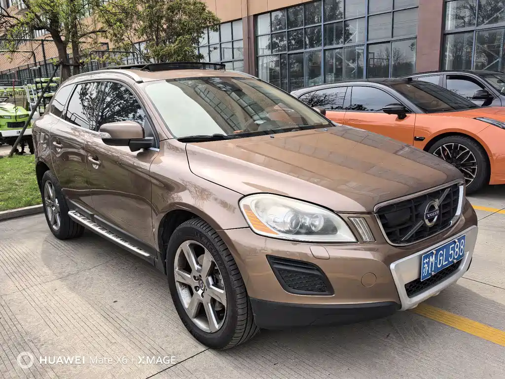 Volvo XC60 imported 2012 T6 AWD personalized sports version купить на сайте DeffCars