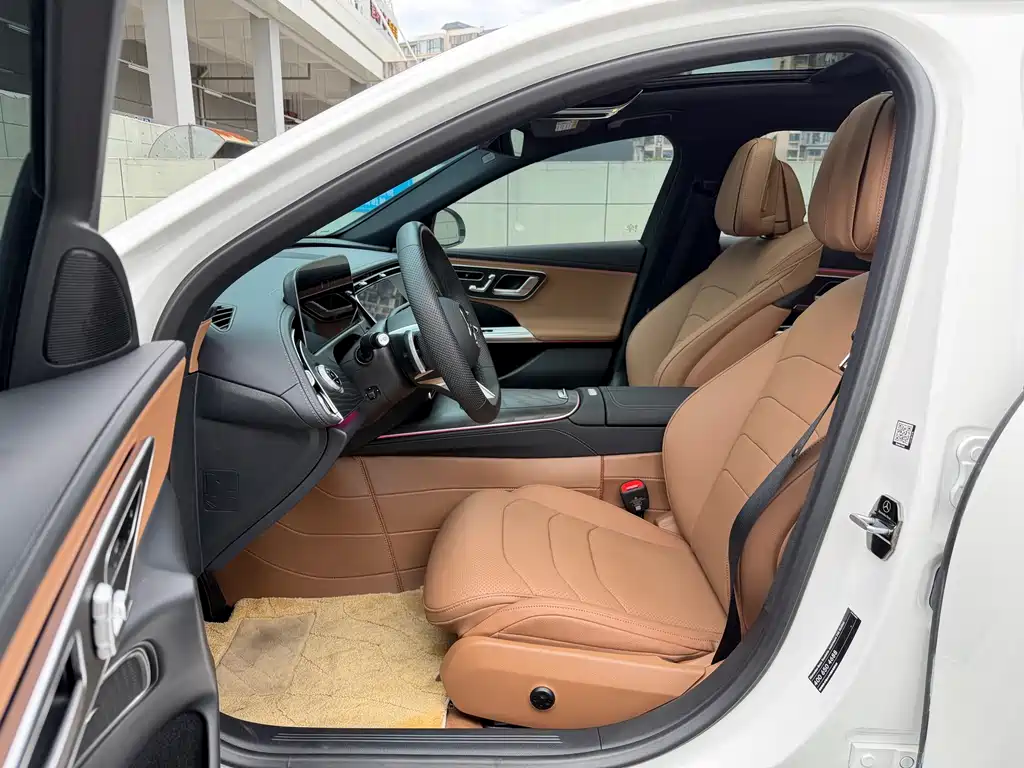 Mercedes-Benz E-Class 2024 E 300 L Fashionable and Sporty купить на сайте DeffCars