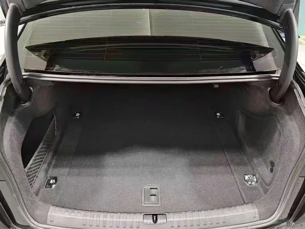Audi A6L 2024 40 TFSI luxury and dynamic model купить на сайте DeffCars