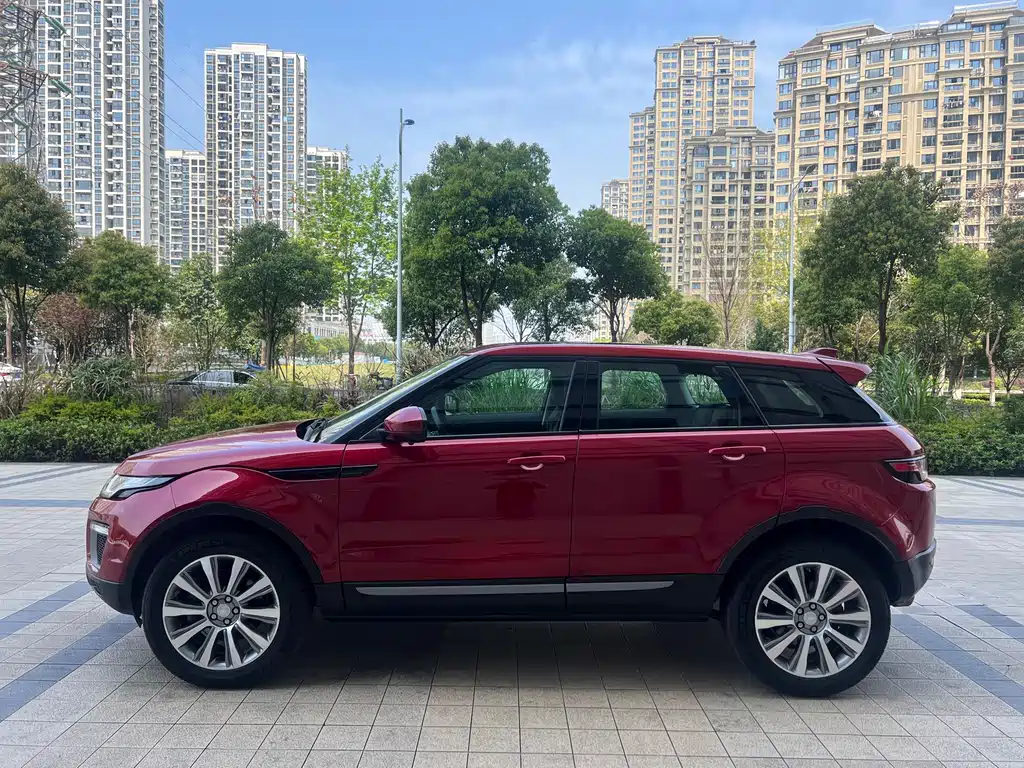 Range Rover Evoque 2017 2.0T SE Zhiyao Edition купить на сайте DeffCars