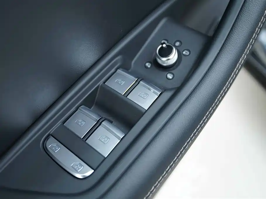 Audi A4L 2024 40 TFSI quattro RS kit combustion speed type купить на сайте DeffCars