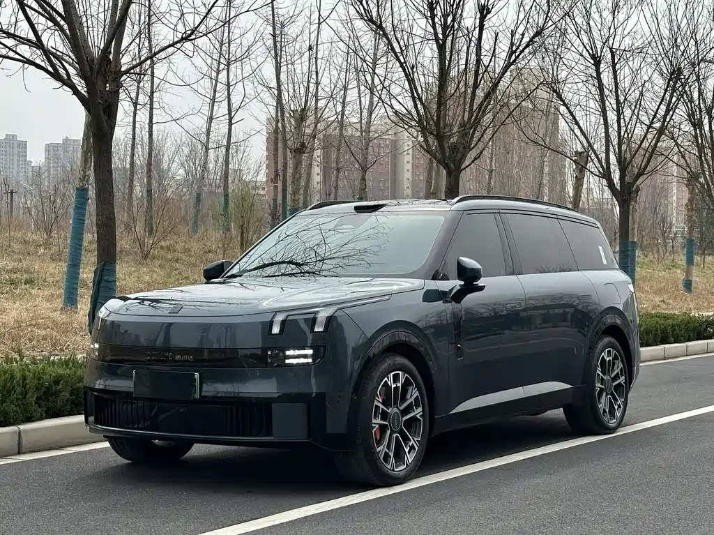 Lynk & Co 900 2025 2.0T Ultra купить на сайте DeffCars