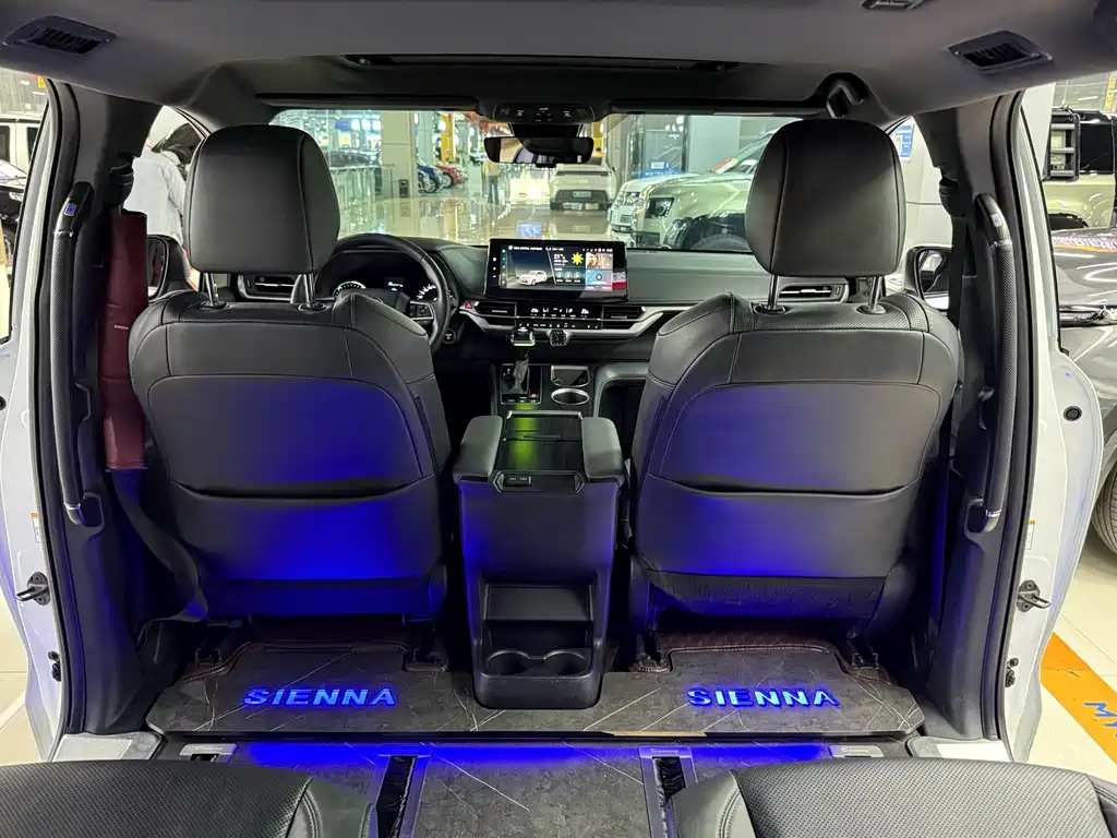 SIENNA 2024 2.5L hybrid four-wheel drive premium version купить на сайте DeffCars