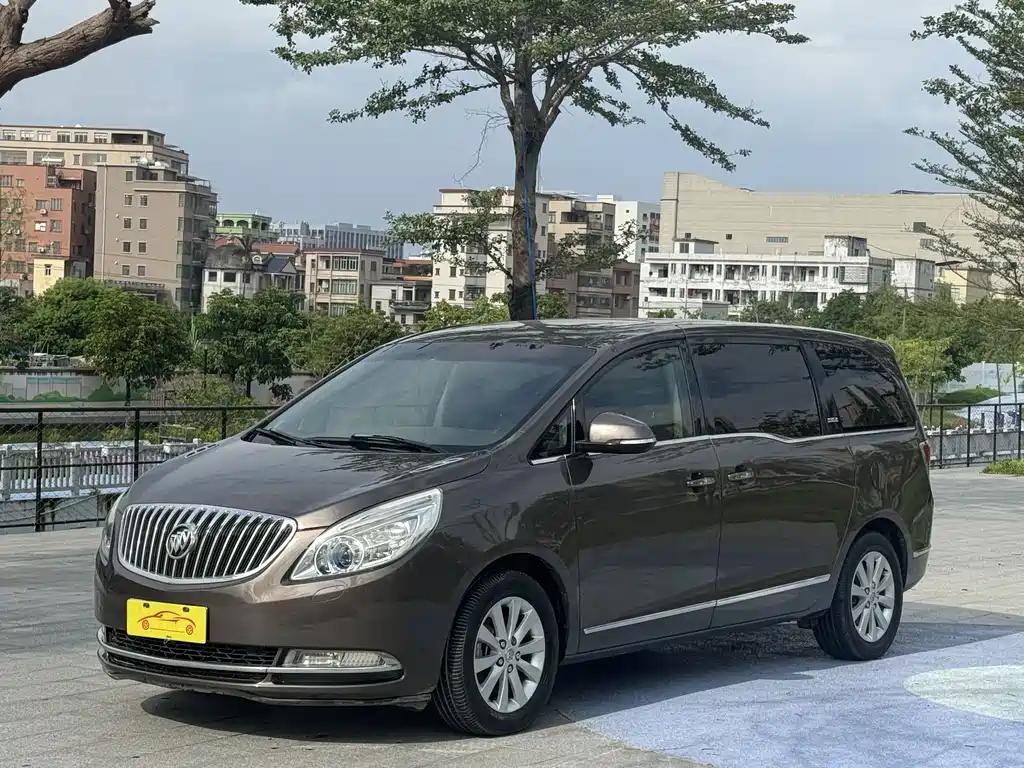 Buick GL8 2013 2.4L LT luxury business executive version купить на сайте DeffCars