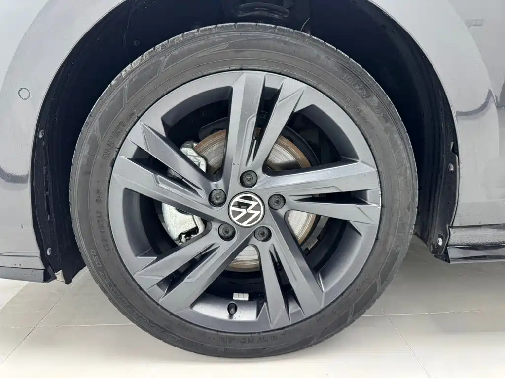 Golf 2023 280TSI DSG R-Line Lite купить на сайте DeffCars