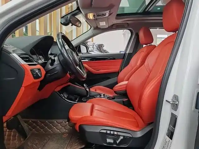 BMW X2 2021 sDrive25i leading M sports package купить на сайте DeffCars