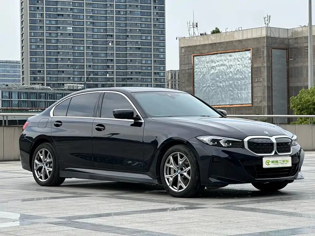 BMW i3 2024 eDrive 35 L купить на сайте DeffCars