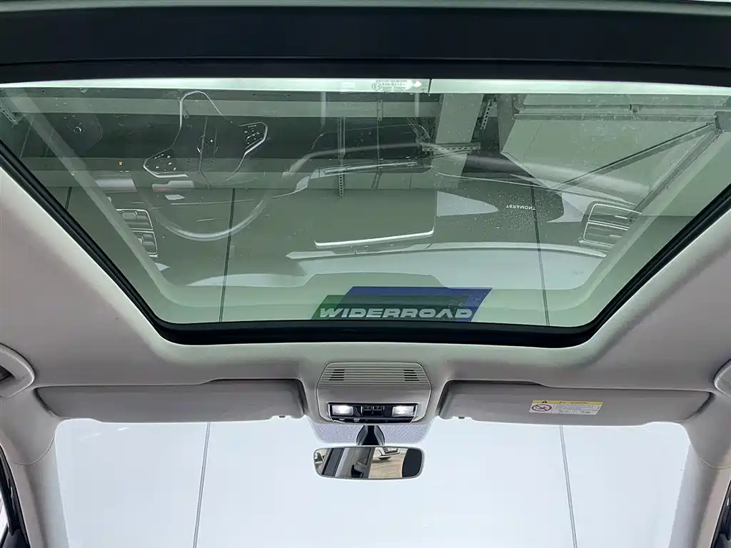 Touron 2021 380TSI four-wheel drive luxury version купить на сайте DeffCars
