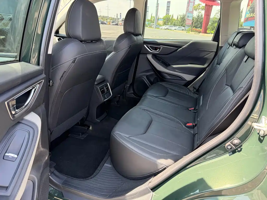 Forester 2022 2.0i AWD Deluxe Edition EyeSight купить на сайте DeffCars