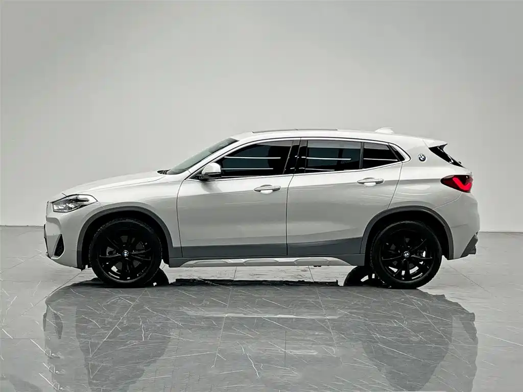 BMW X2 2023 sDrive25i M Off-Road Package купить на сайте DeffCars