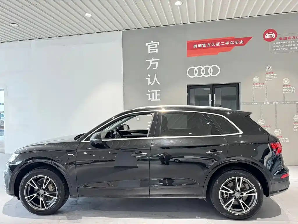 Audi Q5L 2018 40 TFSI enjoys fashionable style, National VI купить на сайте DeffCars