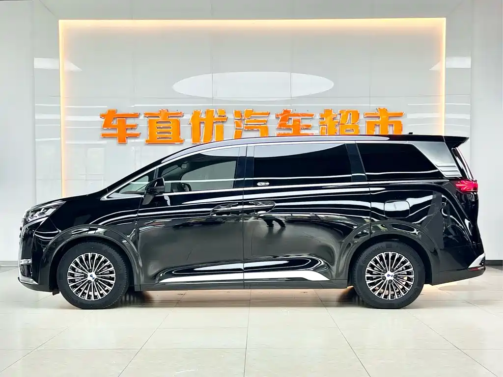 Denza D9 2024 DM-i 980 four-wheel drive premium model купить на сайте DeffCars