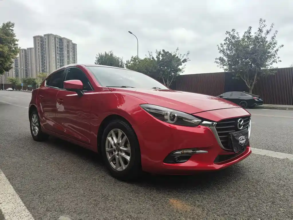 Mazda3 Angkesela 2017 hatchback 1.5L automatic luxury model National V купить на сайте DeffCars
