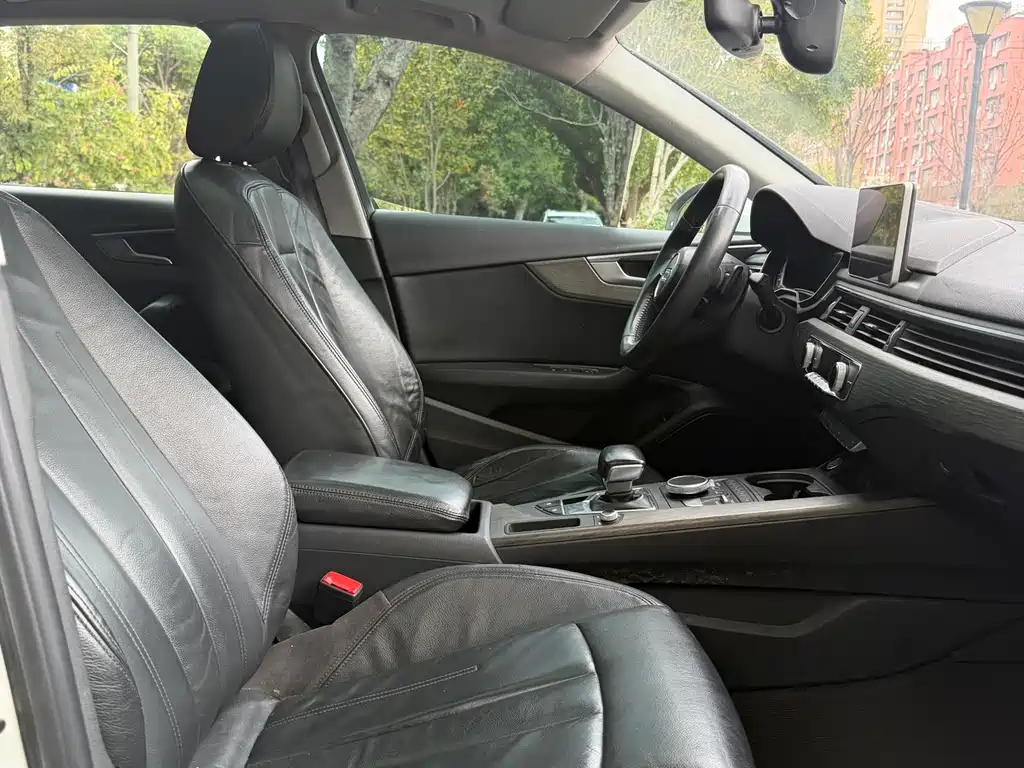 Audi A4L 2017 40 TFSI Fashion Type купить на сайте DeffCars