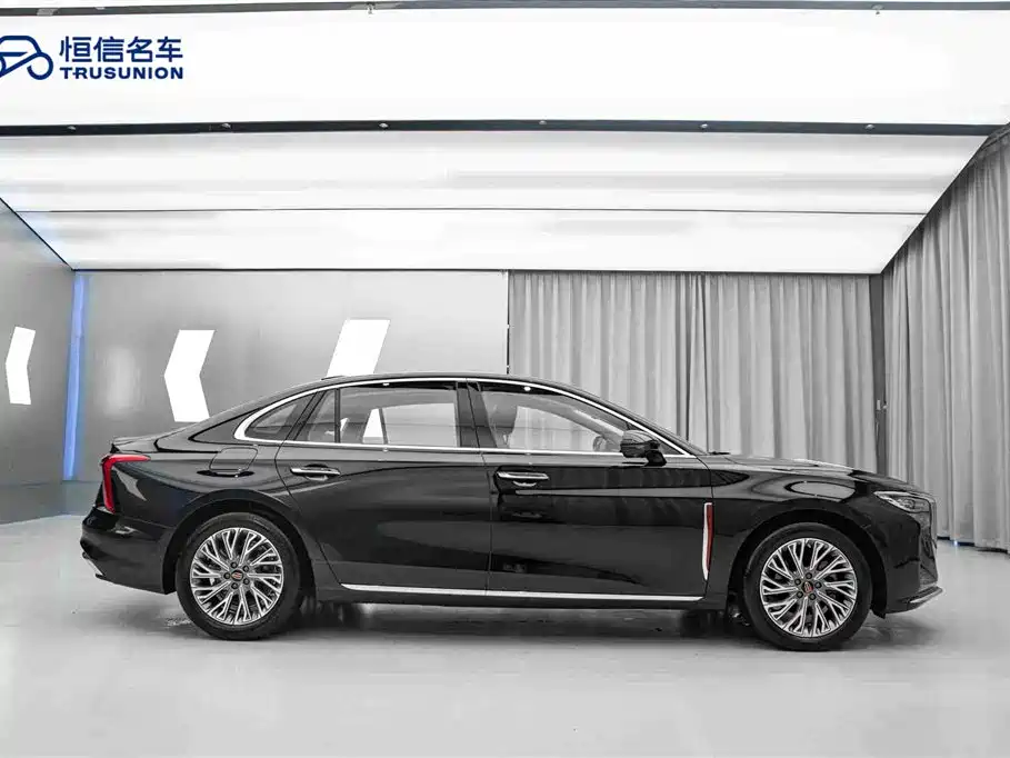Hongqi H5 2024 2.0T Automatic Zhilianqichang Edition купить на сайте DeffCars
