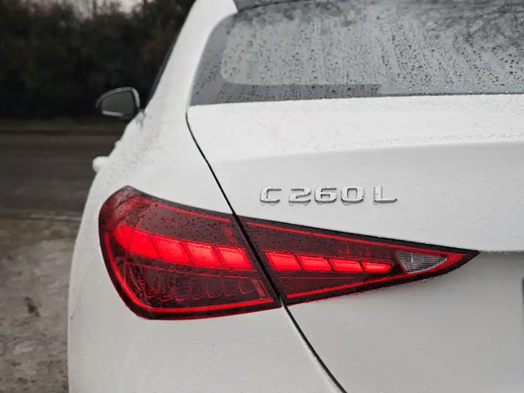 Mercedes-Benz C-Class 2024 facelift C 260 L sports version купить на сайте DeffCars