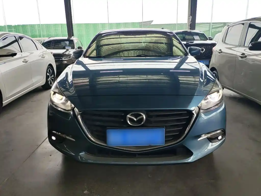 Mazda Axela 2017 sedan 1.5L automatic luxury model National V купить на сайте DeffCars