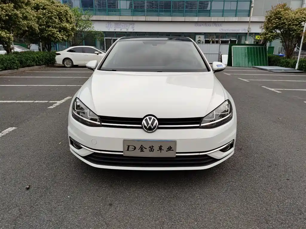 Golf 2020 Beloved Edition 280TSI DSG Comfort Type купить на сайте DeffCars