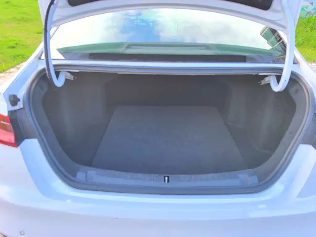 Geely Geometry G6 2024 500KM Premium Model купить на сайте DeffCars