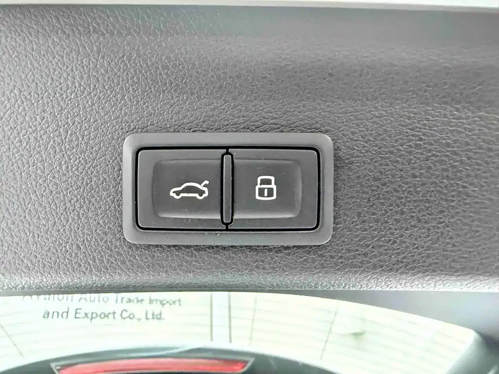 Audi Q3 2022 35 TFSI Fashionable and Dynamic купить на сайте DeffCars