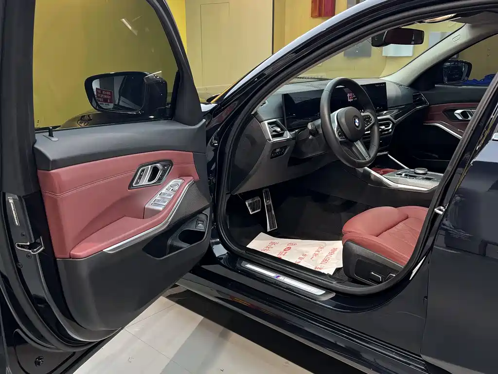 BMW 3 Series 2024 325Li M Sports Package купить на сайте DeffCars