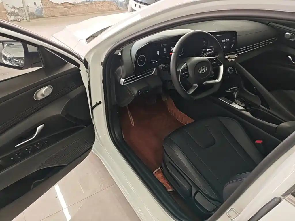 Elantra 2023 1.5L CVT GLX Elite Edition купить на сайте DeffCars