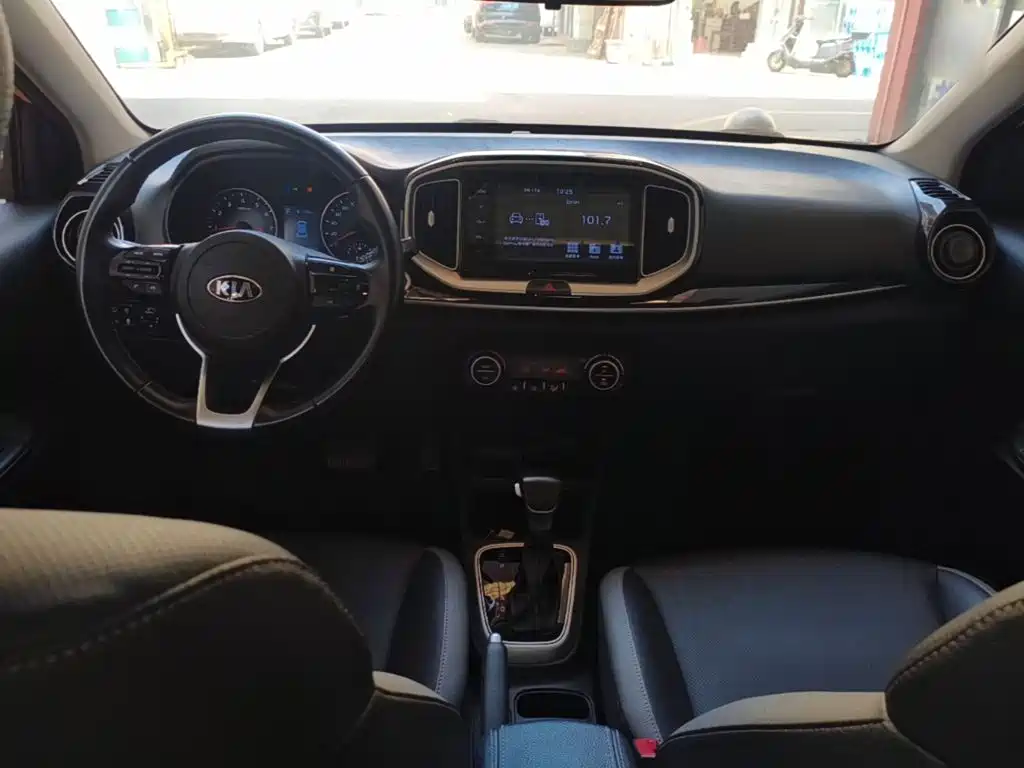 Yipao 2019 1.4L automatic sports version National VI купить на сайте DeffCars