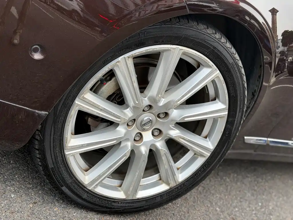 Volvo S90 2017 T5 Zhiya Edition купить на сайте DeffCars