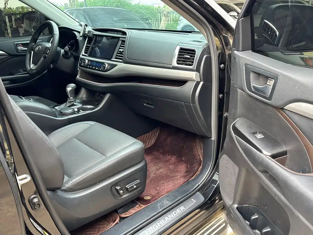 Highlander 2021 2.0T four-wheel drive luxury version 7 seats купить на сайте DeffCars