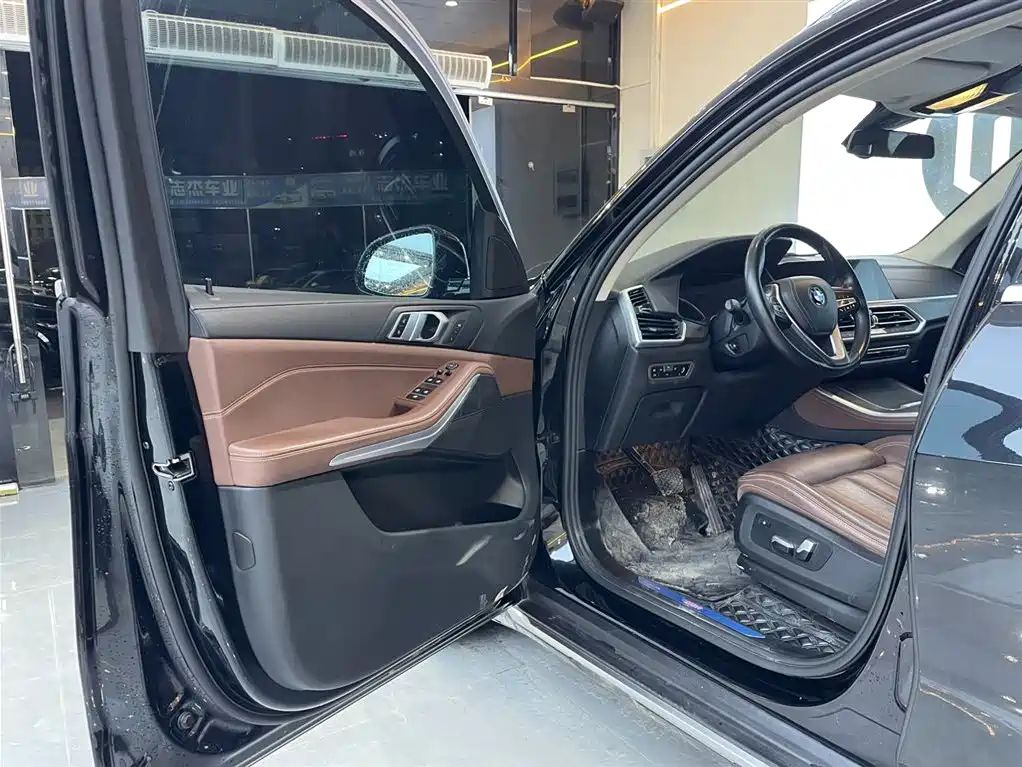 BMW X5 imported 2021 xDrive30i M sports package купить на сайте DeffCars