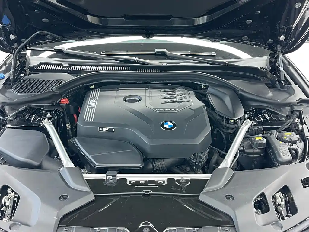 BMW 5 Series 2022 530Li Leading Luxury Package купить на сайте DeffCars