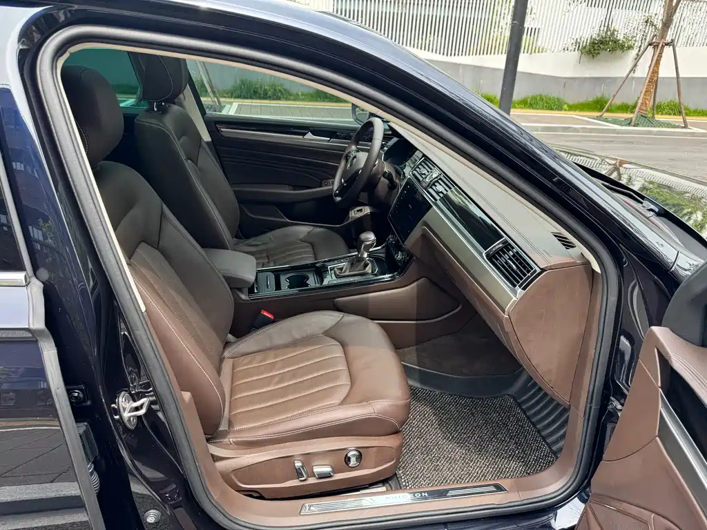 Huiang 2021 380TSI Deluxe Edition купить на сайте DeffCars