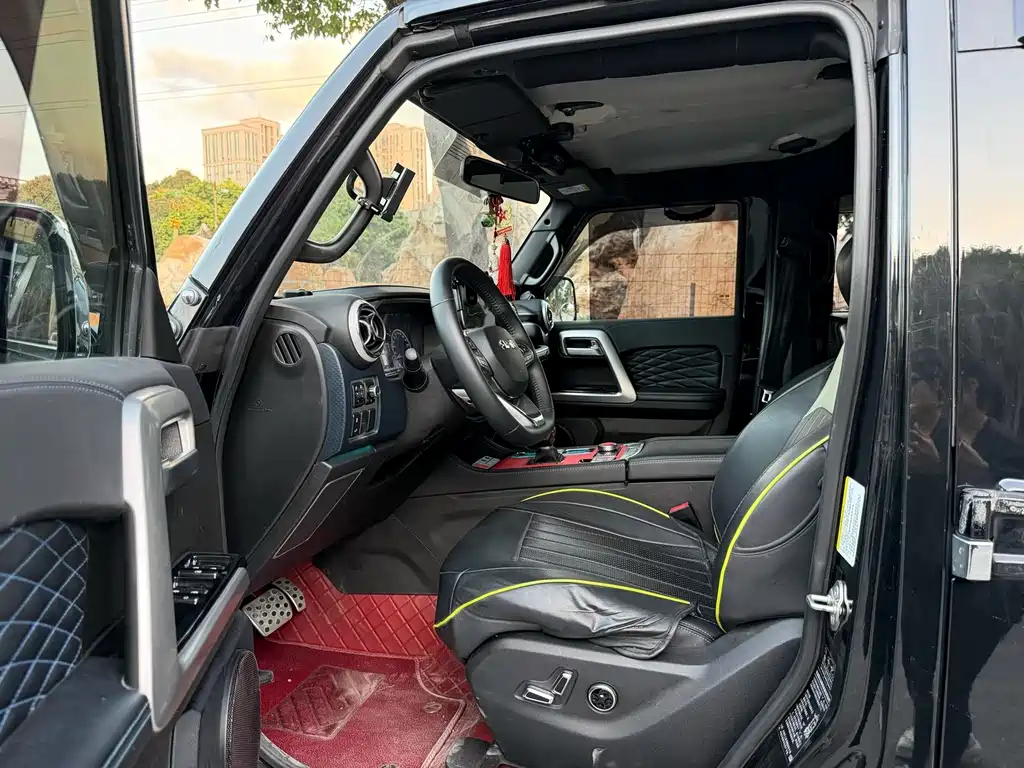 Beijing Off-Road BJ40 2024 2.0T City Hunter Honor Edition купить на сайте DeffCars