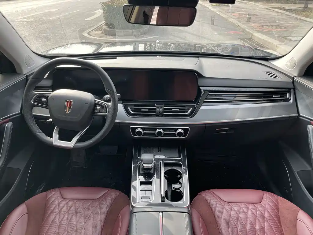 Hongqi HS5 2023 2.0T Qixiang Pro 500,000 Commemorative Edition купить на сайте DeffCars